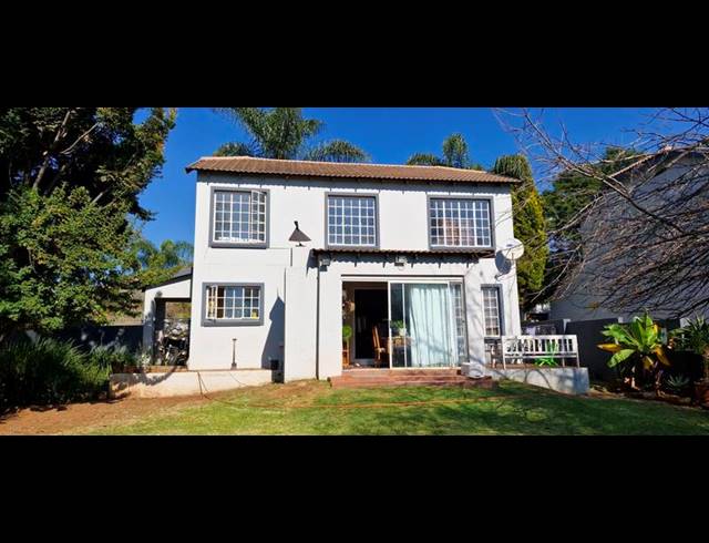 3 BEDROOM CLUSTER FOR SALE IN AMAROSA